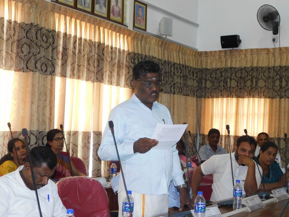 மட்டக்களப்பு மாநகரசபை எல்லைக்குட்பட்ட 18 வீதமான உணவகங்களிலே தரம் குறைவான உணவுகள் வழங்கப்படுகின்றன…