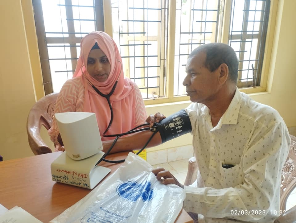 சாய்ந்தமருதில் இலவச ஆயுர்வேத வைத்திய முகாம்!