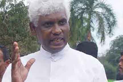 தோட்ட தொழிலாளர்களை மனித இயந்திரமாக்கி மகிழ்வது சமூகத்தை அவமதிக்கும் செயல். அருட்தந்தை மா.சத்திவேல்