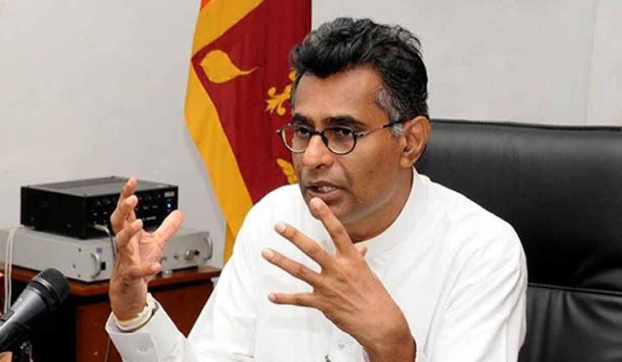 நாட்டின் தற்போதைய வங்குரோத்து நிலைக்கு அரச அதிகாரிகளும் பொறுப்புக்கூற வேண்டும்! சம்பிக்க கூறுகிறார்