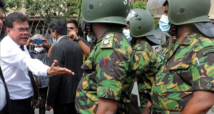 பொது மக்களுக்கான சேவைகளை தடையின்றிவழங்க இராணுவம் தயார் அமைச்சர் பிரமித்த பண்டார தென்னகோன் உறுதி