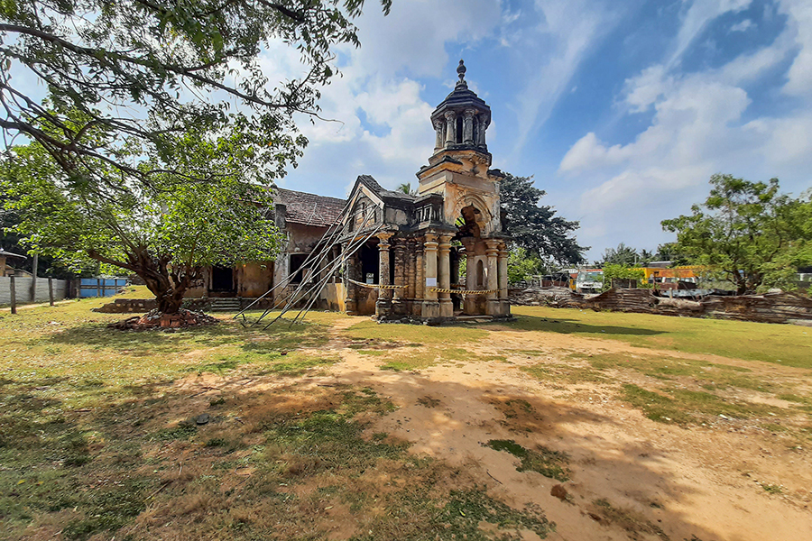 யாழ். நல்லூரிலுள்ள மந்திரிமனைக்குள் நுழையவேண்டாம் !