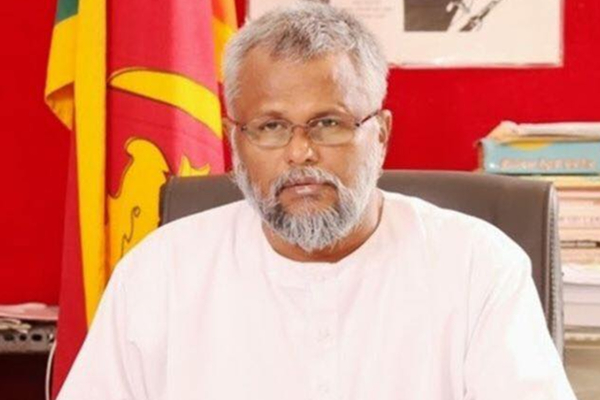 யாழ். மாணவர்களிடம் மன்னிப்புகோரிய டக்ளஸ்!