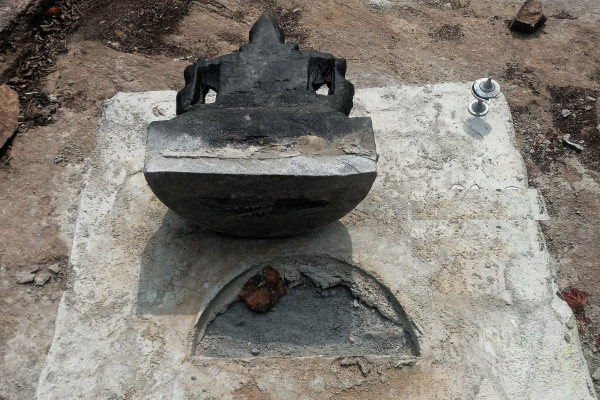 வன்னியில் புனித பாறையை இடிக்க அரசாங்கம் அனுமதி: மக்கள் கடும் எதிர்ப்பு