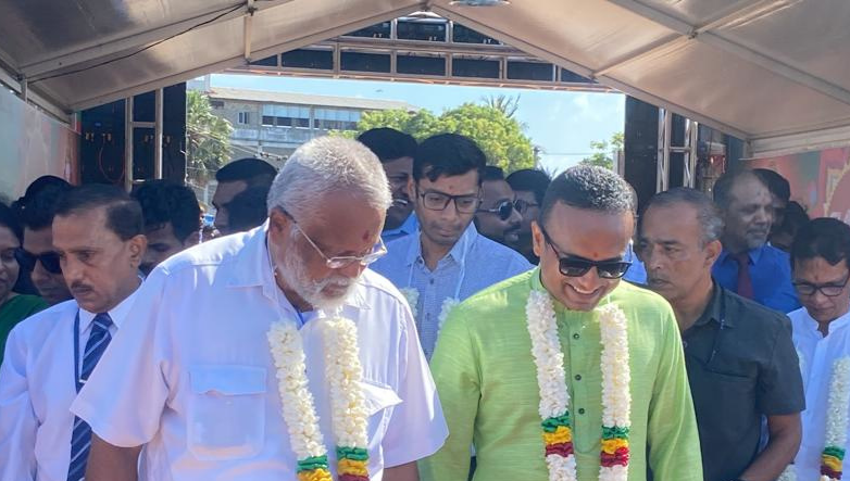 யாழில் வடக்கின் ஒளிமயம் கண்காட்சி ஆரம்பம்