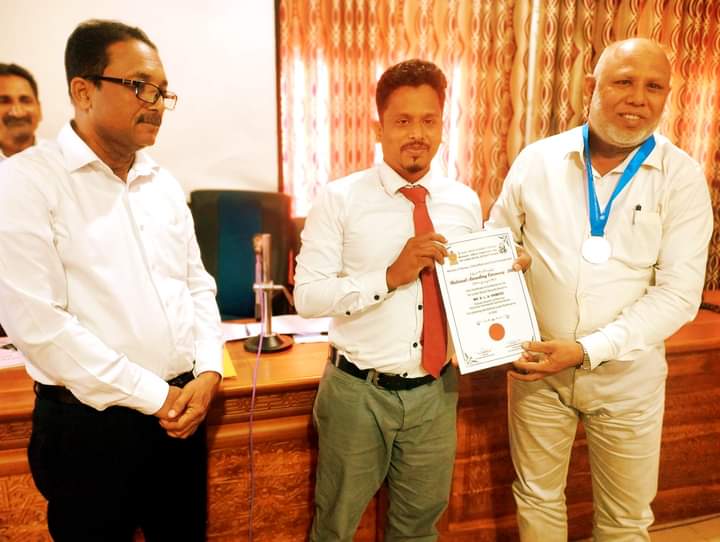 உத்தியோகத்தர்கள் பாராட்டி கௌரவிப்பு