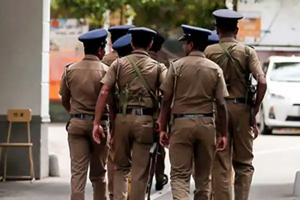 கொழும்பில் கத்தியால் குத்தி குடும்பஸ்தர் படுகொலை..T