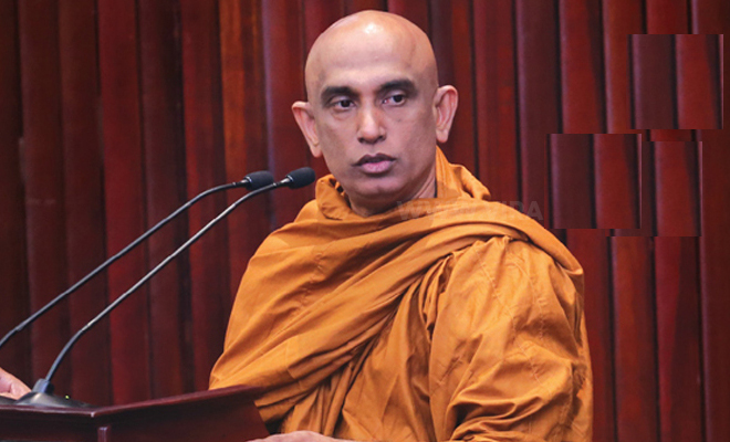 இனவாதத்தைத் தூண்டி நாட்டை யுத்தத்துக்குள் தள்ளும்செயற்பாடுகள் உடன் நிறுத்தவேண்டும்!  அத்துரலிய ரத்ன தேரர்  கோரிக்கை