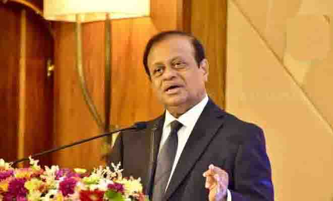 பல்கலைக்கழகங்களிலுள்ள சில மாணவர்கள் காலத்தைப் போராட்டத்தில் கடத்துகின்றனர்!  கல்வி அமைச்சர் சுசில் வருத்தம்