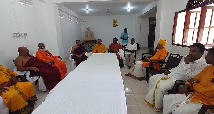 குருந்தூர்மலை விவகாரம் : யாழில் சிவசேனை – தேரர்கள் இரகசிய சந்திப்பு!