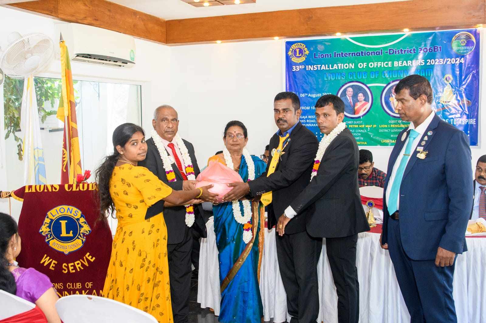 சுன்னாகம் லயன்ஸ் கழகத்தினால் வாழ்வாதார உதவிகள் வழங்கல்! லயன்ஸ் பூமாதேவி – மகாதேவா ஞாபகார்த்தமாக