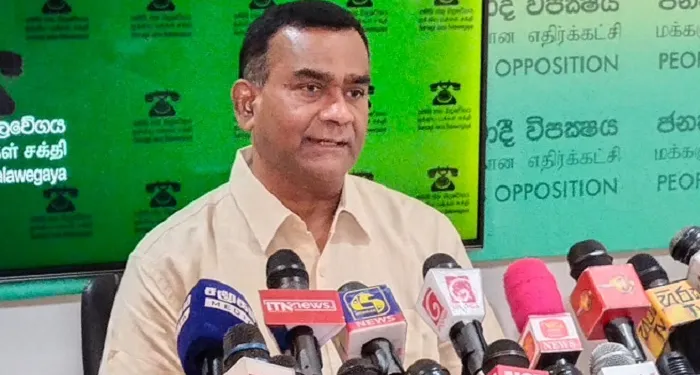 மக்களின் எதிர்ப்பை நாடாளுமன்றில் காண்பிக்கவே நம்பிக்கையில்லாப் பிரேரணை : திஸ்ஸ!