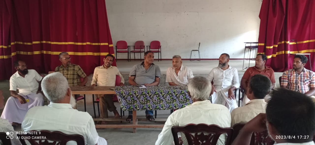 பெரியநீலாவனை முஸ்லிம் பிரிவு மக்களுடன் பல்வேறு விடயங்கள் தொடர்பில் ஆராய்வு!