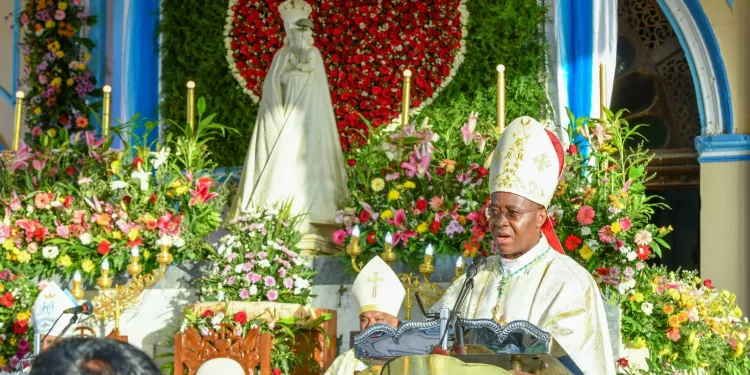 மதத்தலைவர்களே மக்களை வழிநடத்த வேண்டும் : வத்திக்கான் பிரதிநிதி!