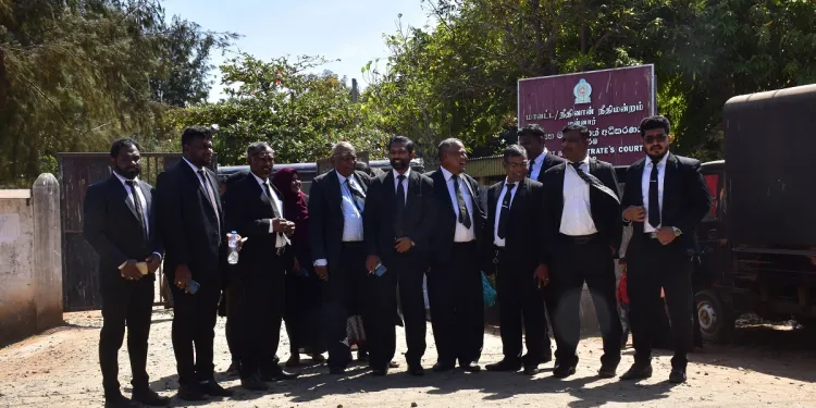 மன்னாரில் சட்டத்தரணிகள் அடையாள பணிப்பகிஷ்கரிப்பு