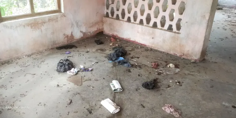 அம்பாறையில் கைவிடப்பட்டுள்ள வீடுகளில் அதிகரித்து வரும் சமூக சீர்கேடுகள்!