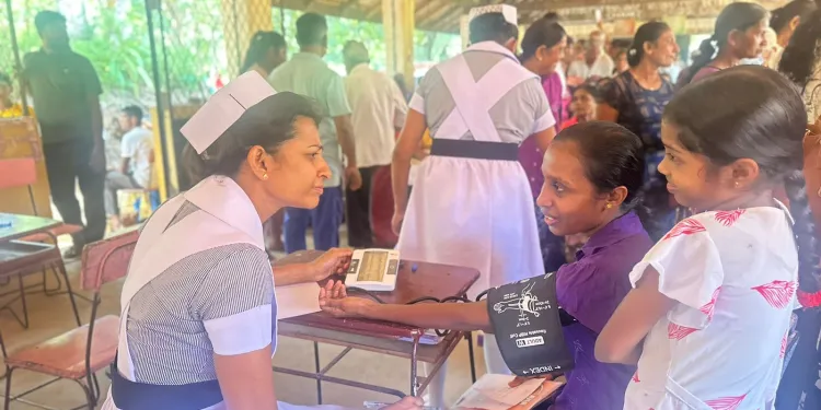 அவிசாவளையில் நடைபெற்ற இலவச மருத்துவ முகாம்!