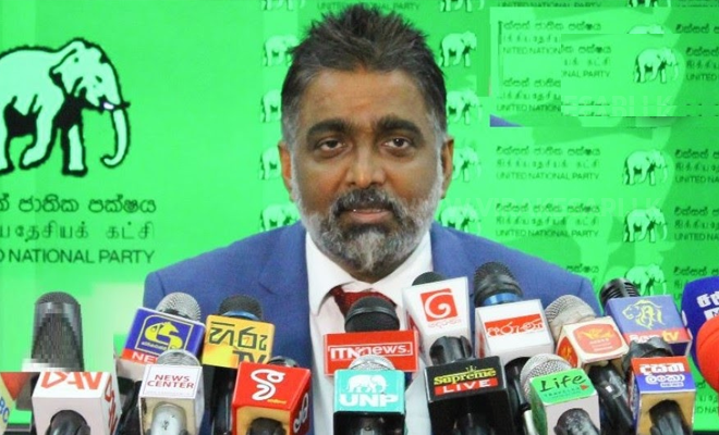 சமூகவலைத்தளங்களை அடக்குவது தொடர்பில் எதிர்க்கட்சிகளின் குற்றச்சாட்டில் உண்மையில்லை அடியோடு மறுக்கிறார் ஆஷு மாரசிங்க