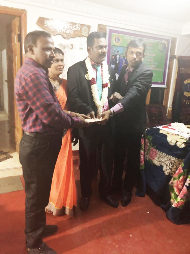 சுன்னாகம் லயன்ஸ் கழகத்தினரினால் முன்பள்ளி மாணவர்களுக்கு போசாக்கு!