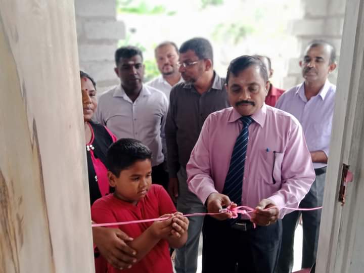 ஜெய விம திட்ட வீடு காரைதீவில் கையளிப்பு