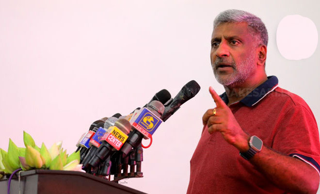 4 அதிகார தூண்களின்மீதும் தாக்குதல் நடத்தி நாட்டை அழிக்கும் சதித்திட்டம்! பிரசன்ன ரணதுங்க கண்டுபிடிப்பு