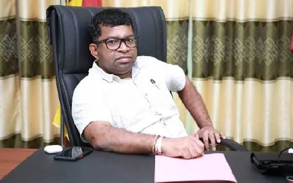 பிள்ளையானின் சொத்துக்கள் சகலதையும் பறிமுதல் செய்க! முன்னணியின் அமைப்பாளர் சுரேஸ் வலியுறுத்து