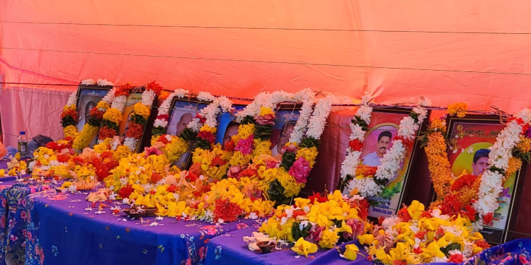 உயிரிழந்துள்ள வர்த்தகர்களுக்கு புதுக்குடியிருப்பில் நினைவேந்தல்!