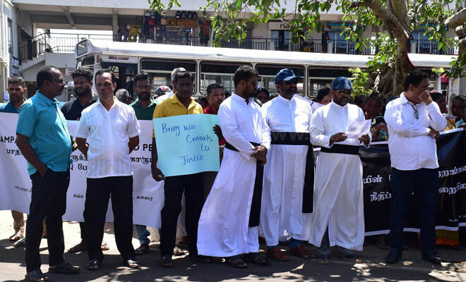மனித உரிமைகள் மதிக்கப்படவேண்டும் மன்னாரில் கவனவீர்ப்புப் போராட்டம்!