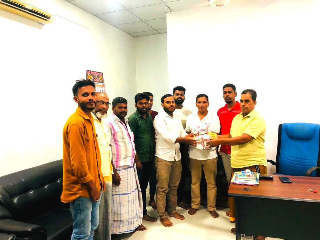 மருதமுனை எவரெடிக் கழகத்துக்கு விளையாட்டு உபகரணம் வழங்கல்!