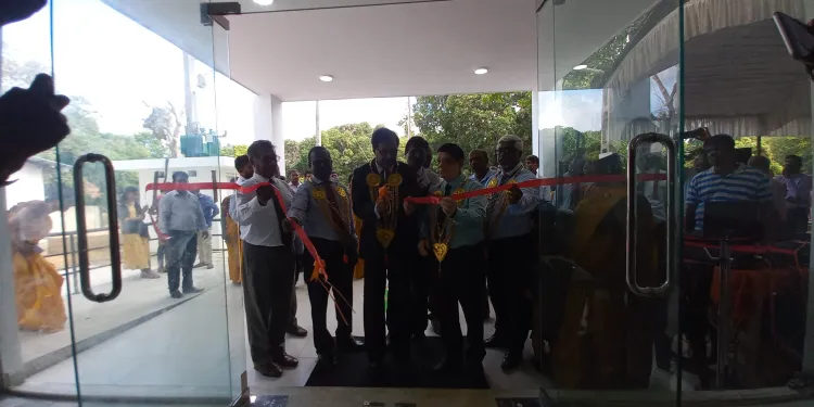 யாழ் மாவட்ட தேர்தல் திணைக்களத்திற்கான புதிய கட்டிடம்  திறப்பு