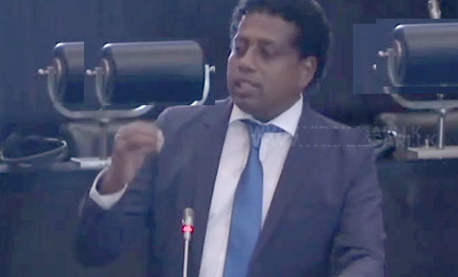 கோழைத் தனமான அறிக்கையை கிழக்கு ஆளுநர் மீளப்பெறவேண்டும் வேலுகுமார் சபையில் கோரிக்கை