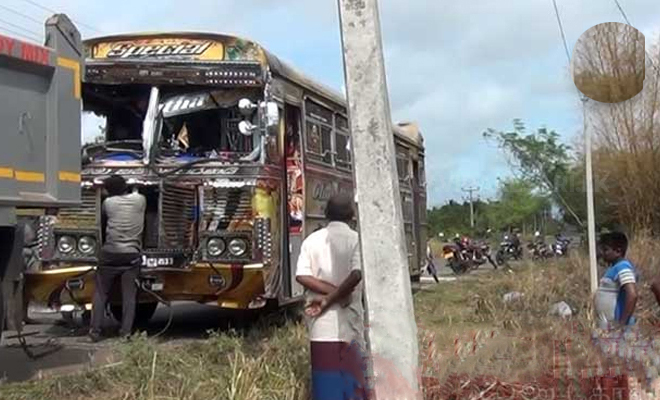 யாத்திரிகர்களை ஏற்றிச்சென்ற பஸ்மீது காட்டு யானை தாக்கு! அநுராதபுரத்தில் சம்பவம்