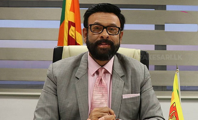 அலி சாஹிர் மௌலானா எம்பியாக சத்தியப் பிரமாணம்: ஆளும் கட்சி, எதிர்க்கட்சி உறுப்பினர்கள் வாழ்த்து தெரிவிப்பு!