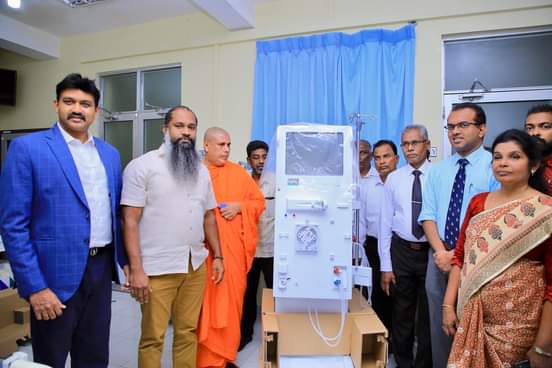 கந்தளாய் தளவைத்தியசாலைக்கு இரத்த சுத்திகரிப்பு சிறுநீரக இயந்திரம் வழங்கி வைப்பு