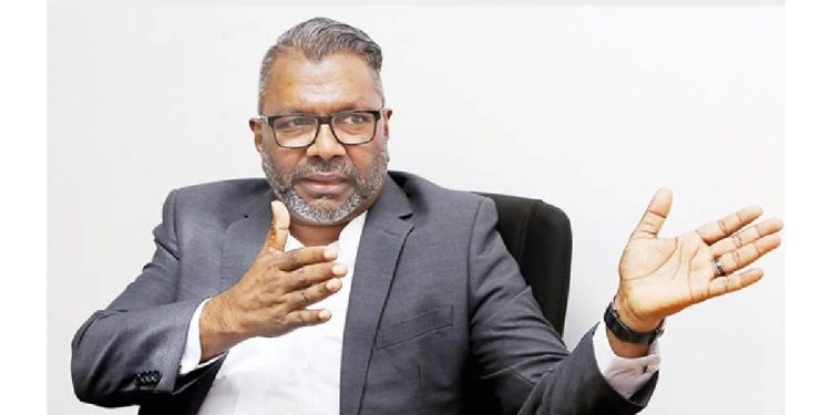 பல்கலைக்கழக விடுதிகளை சோதனைக்குட்படுத்த முடிவு! அமைச்சர் ராகவன் அதிரடி