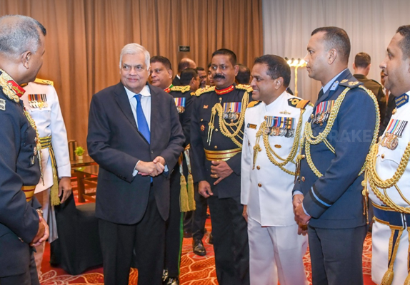 உலகளாவியக் குழப்பங்களுக்கு மத்தியிலும் இலங்கையின் பாதுகாப்பு உறுதிசெய்யப்படும்! ஜனாதிபதி ரணில் விக்ரமசிங்க வலியுறுத்து