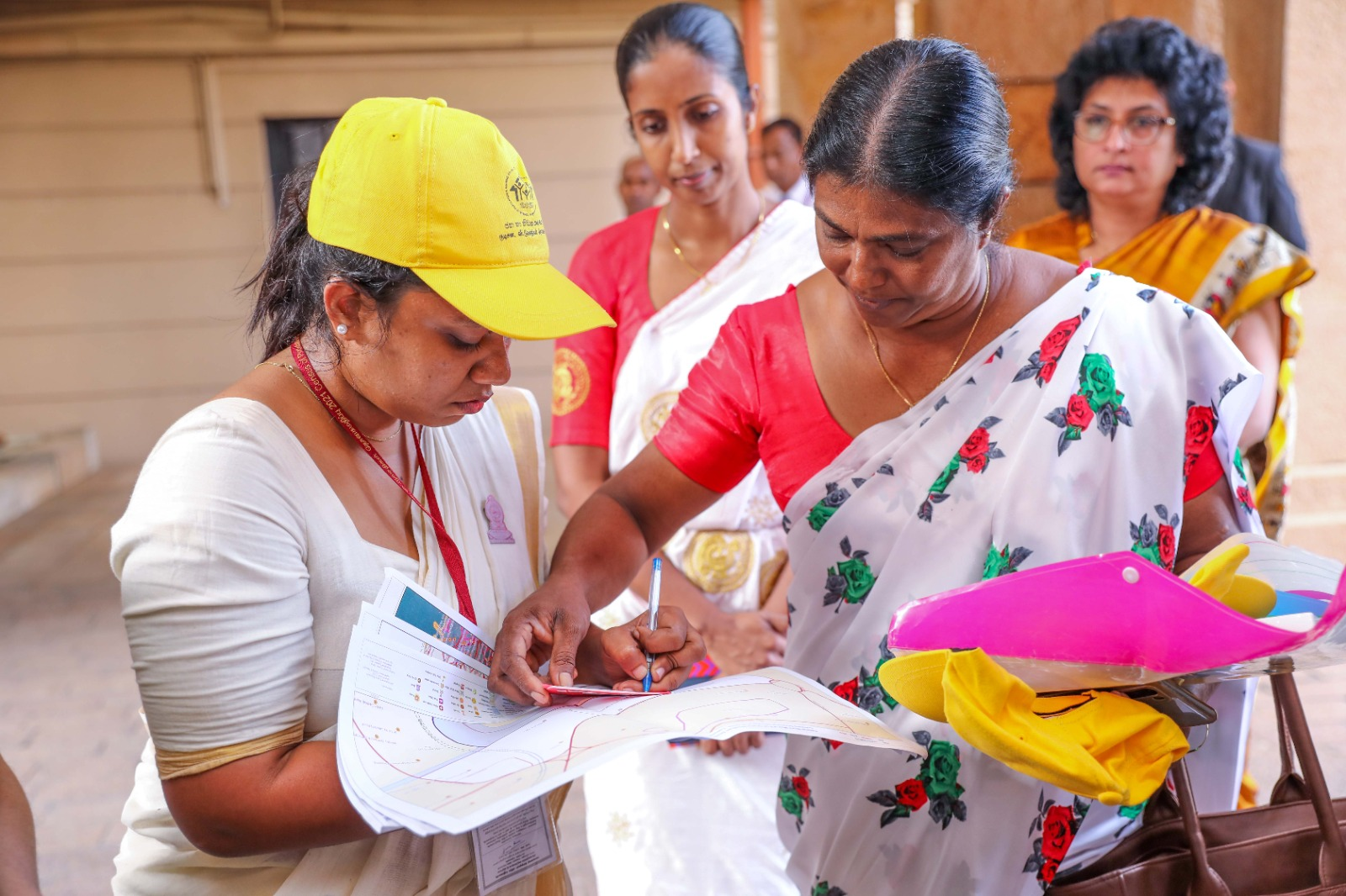 சனத்தொகை மற்றும் வீட்டுக் கணக்கெடுப்பு ஆரம்பிக்கப்பட்டது !