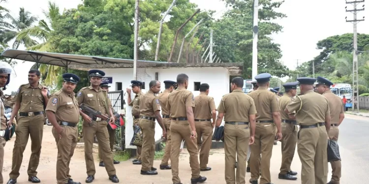 ஹற்றன் நகரை அண்மித்துள்ள பகுதிகளில் பொலிஸார் குவிப்பு