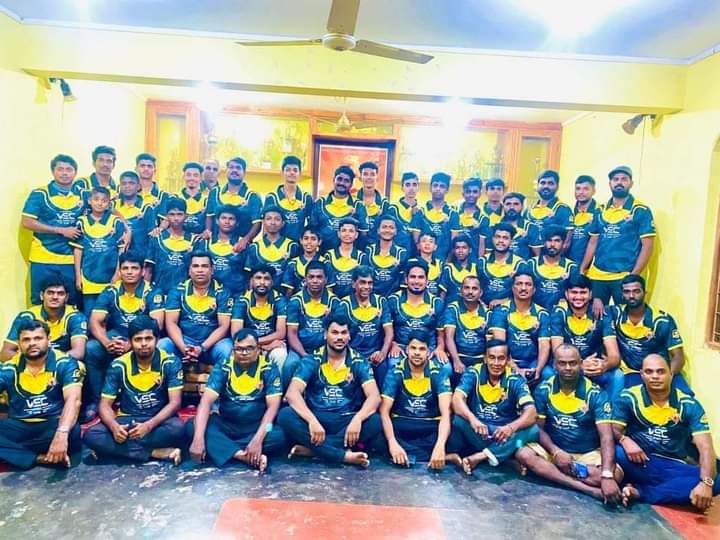 காரைதீவு விவேகானந்தா விளையாட்டு கழகத்திற்கான புதிய சீருடை அறிமுகம்..