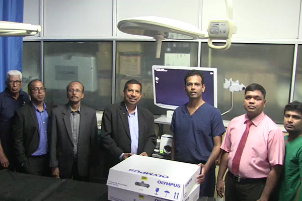 கிளிநொச்சி மாவட்ட பொது வைத்தியசாலைக்கு ரோட்டறி கழகத்தால் மருத்துவ உபகரணங்கள்!