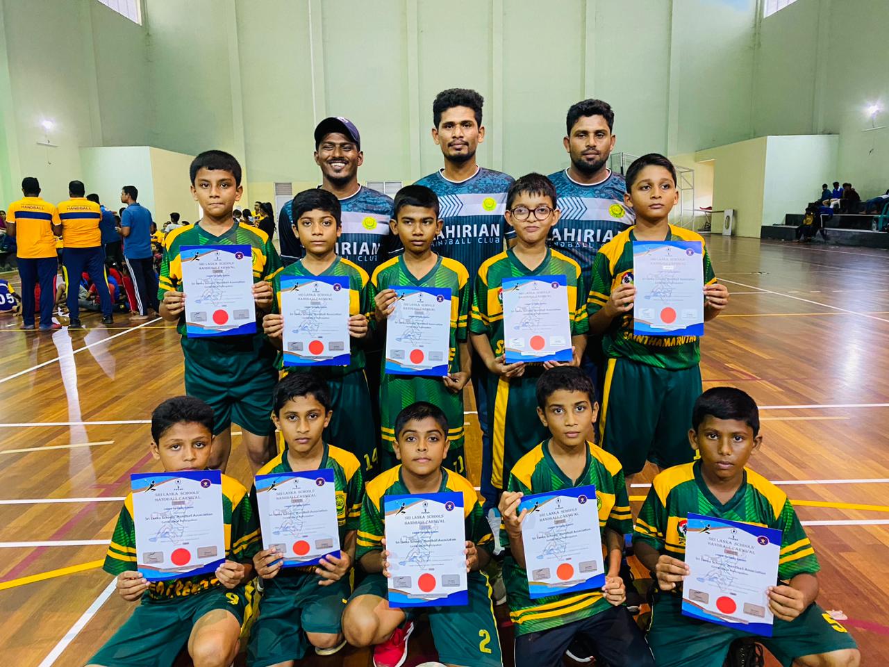 கிழக்கு மாகாண கைப்பந்து போட்டியில் கல்முனை ஸாஹிராக் கல்லூரி வெற்றி!