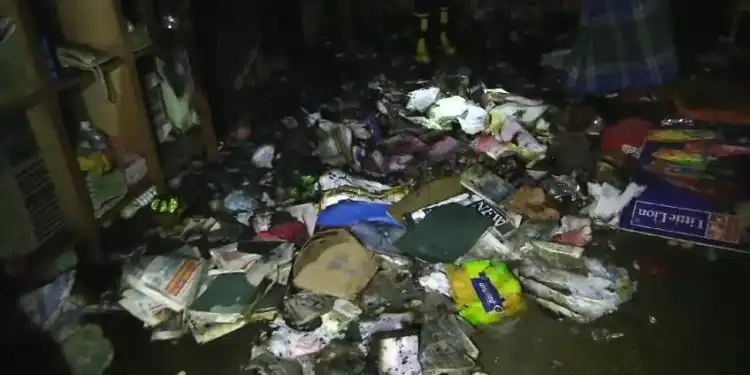 பற்றியெரிந்த வர்த்தக நிலையம்; யாழ்.மீசாலையில் துயரசம்பவம்!