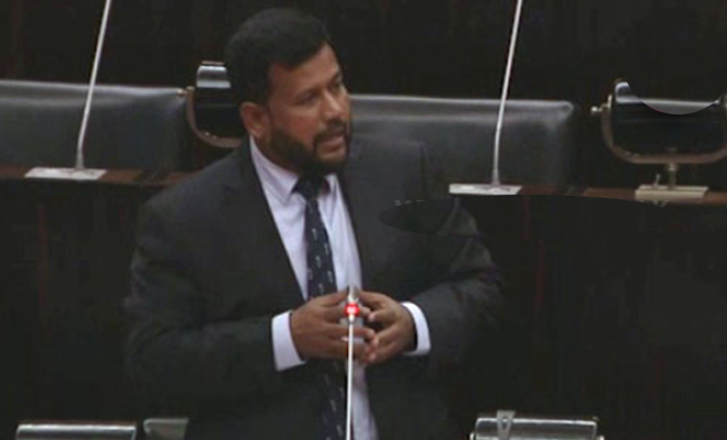 நட்டத்தில் இயங்கும் வன்னி   டிப்போக்களை சீரமைக்குக! ரிஷாத் வேண்டுகோள்