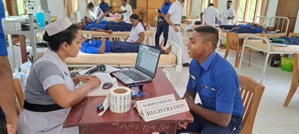 ‘உத்தர‘ கடற்படைத் தள வைத்தியசாலையில் இரத்த தானம்!