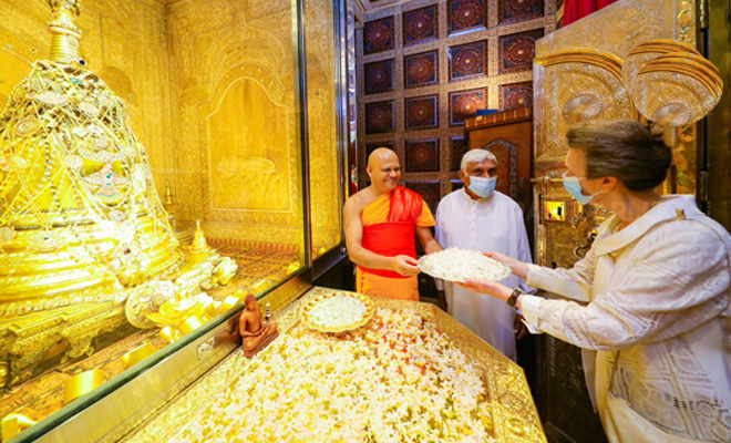 பிரித்தானிய இளவரசி கண்டிக்கு விஜயம்!