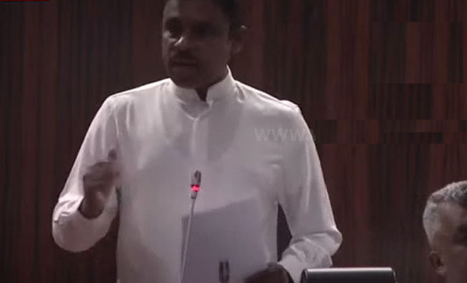 அரசின் வருமான வரி அறவீடு வயது அடிப்படையில் கூடாது! காமினி வலேகொட