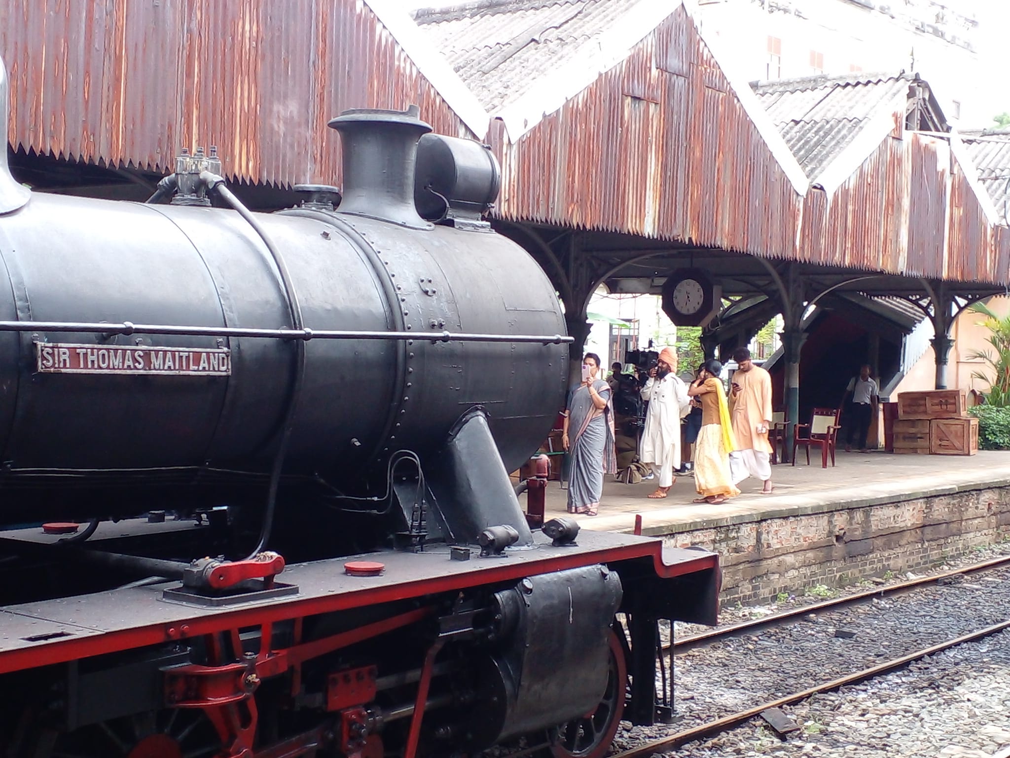 கோழிக்கோடு ரயில் நிலையமாக மாறிய மருதானை ரயில் நிலையம்!