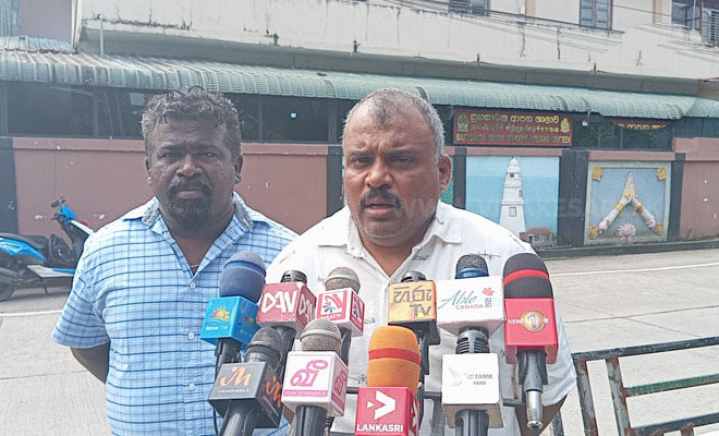 மக்களை அடக்கு முறைக்குள் வைத்துக்கொண்டு உலக நாடுகளில் மனித உரிமை பேசுகிறார் ரணில்! செல்வராஜா கஜேந்திரன் காட்டம்