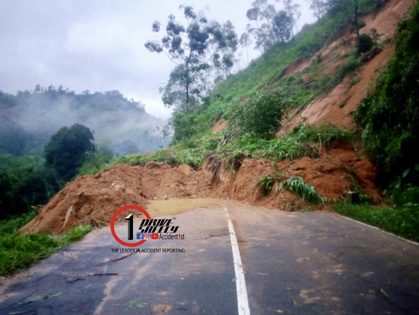 பதுளை – கொழும்பு பிரதான வீதியில் போக்குவரத்து தடை