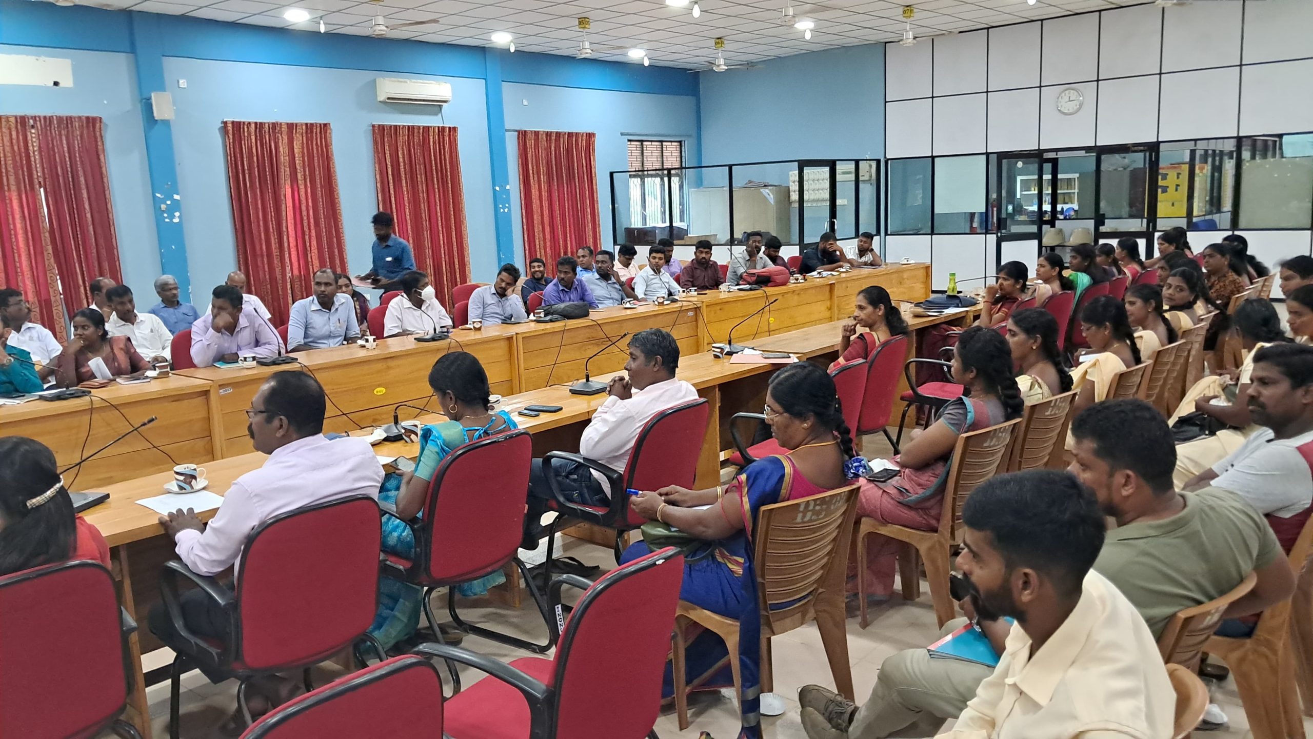 பன்முகப்படுத்தப்பட்ட நிதிpயைக் கையாள்வது தொடர்பாக ஒட்டுசுட்டானில் கலந்துரையாடல்!